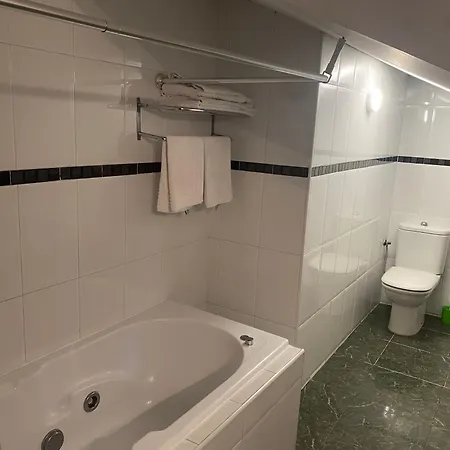 Hotel Rural Camino Medulas 2*